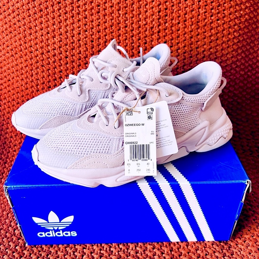 Adidas Ozweego Women’s Originals - Ice Purple Tint Size US 8